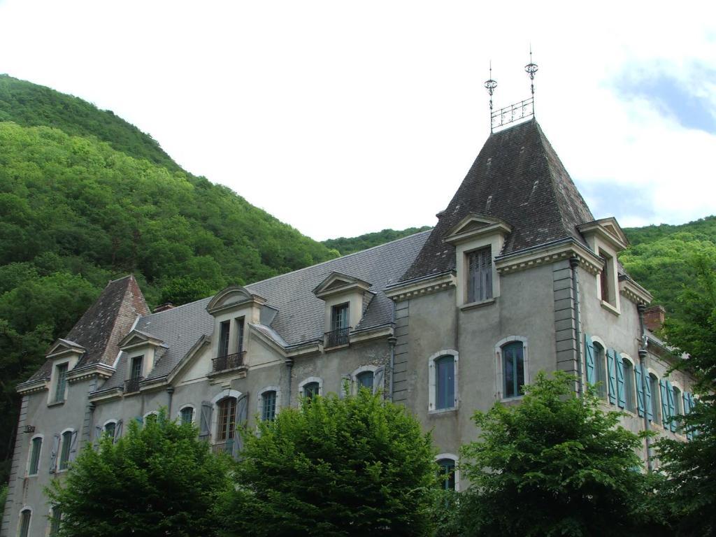 Hotel D'Angleterre Arreau Exterior photo